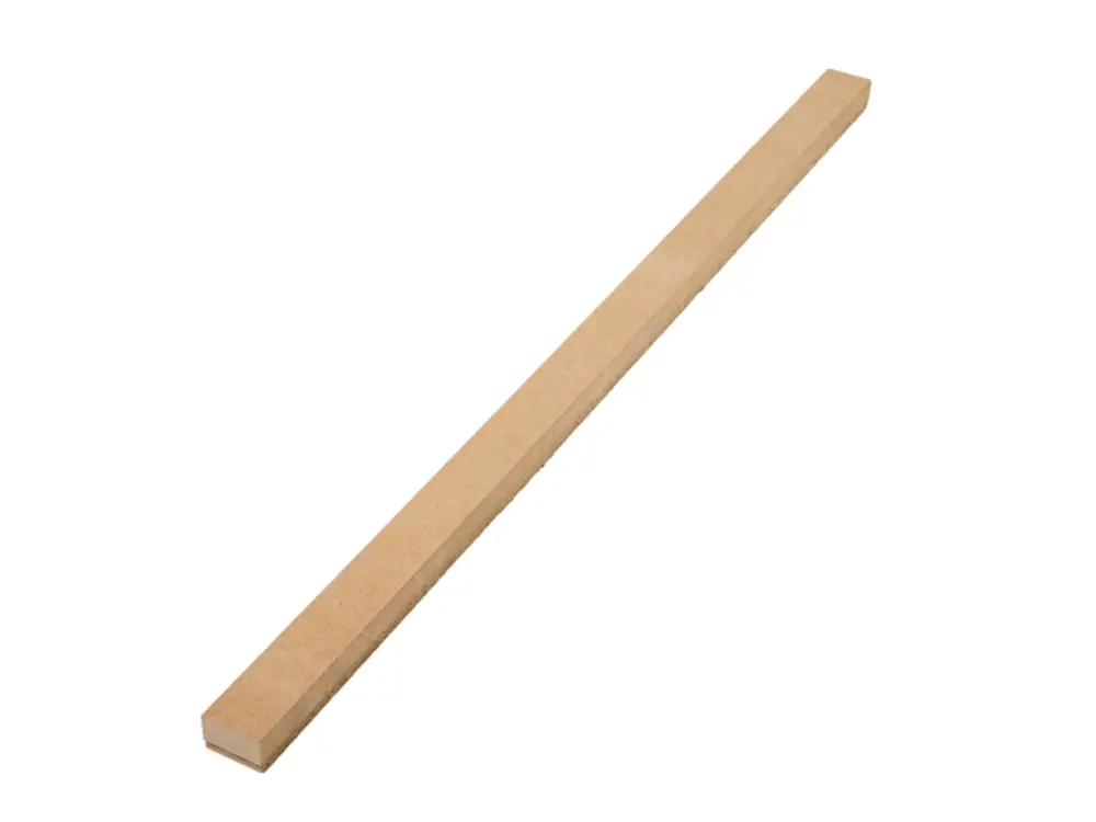 Lange, flache Holzleiste aus einem kompakten Material, eventuell von der Marke TECE, ohne spezifische Maße oder weitere Details.